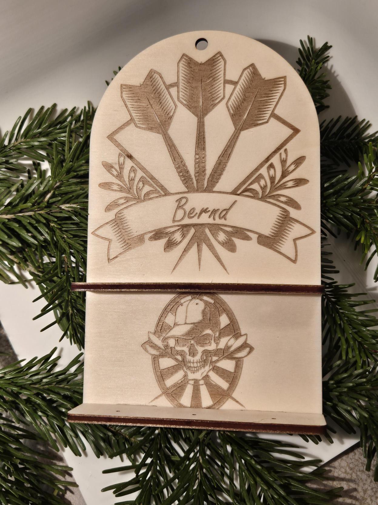 Personalisierbare Dart Halterung | Halter für 3 Darts | Ideales Geschenk unter Freunden / Männer Geschenk