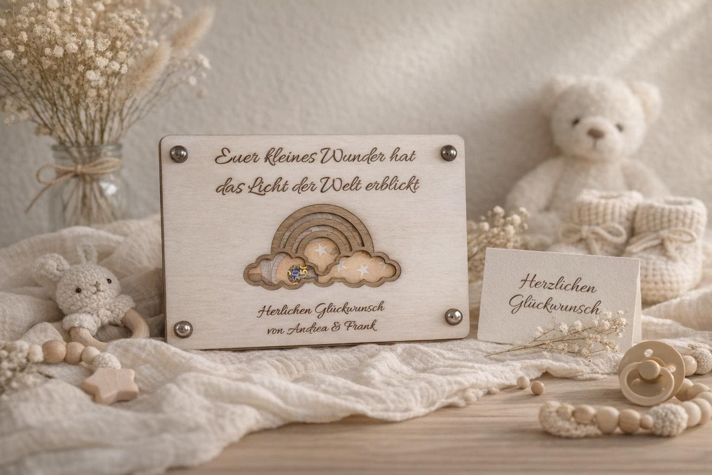 Geldgeschenk Geburt Personalisiert | Baby Holzkarte Regenbogen | Geschenk zur Geburt & Babyparty | Geldverpackung Gravur inkl. Klammern